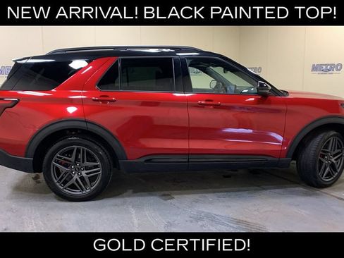 Used 2025 Ford Explorer ST w/ Sun And Sound Package AWD/4WD image 2