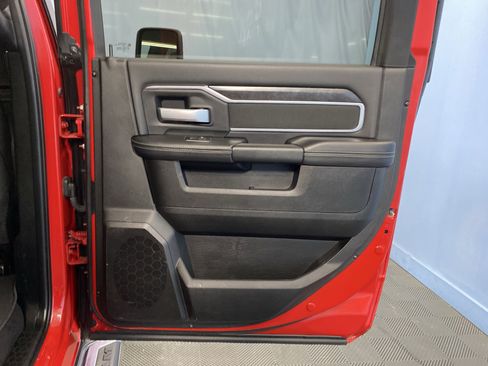 Certified 2024 RAM 3500 Big Horn image 35