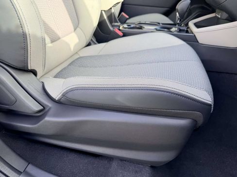 Certified 2026 Subaru Forester Premium w/ Base/Premium Package AWD/4WD image 9