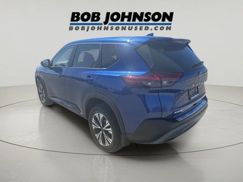 Used 2023 Nissan Rogue SV AWD/4WD image 5