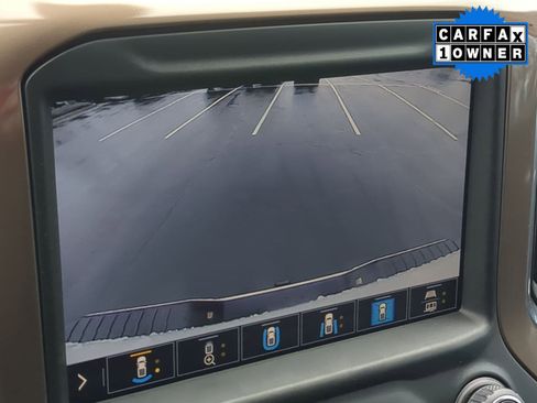 Used 2022 Chevrolet Silverado 3500 High Country w/ Safety Package II image 18