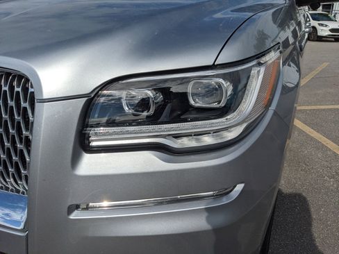 Used 2024 Lincoln Navigator L Reserve image 10