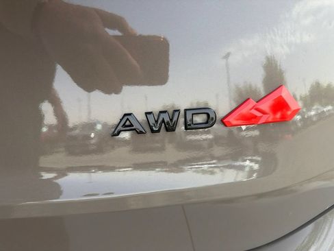 Certified 2026 Nissan Rogue SV AWD/4WD image 8