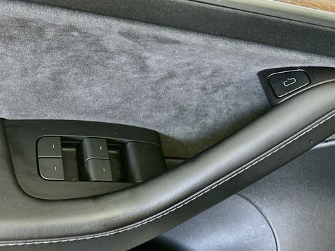 Used 2023 Tesla Model 3 Standard Range RWD image 15