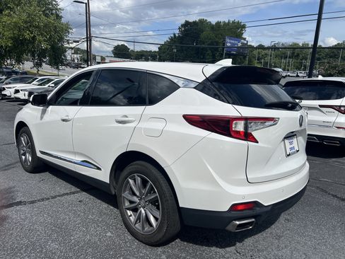 Used 2023 Acura RDX FWD w/ Technology Package image 3