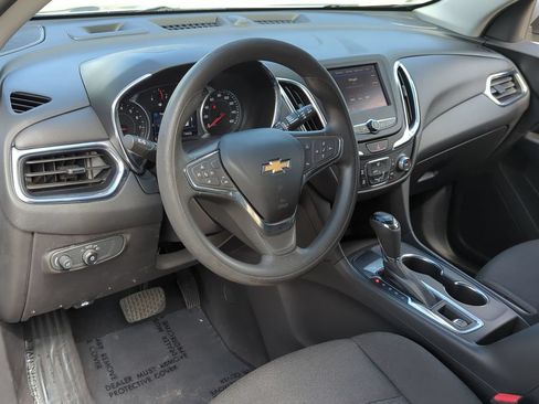 Used 2021 Chevrolet Equinox LT FWD image 10