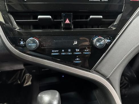 Used 2023 Toyota Camry SE FWD image 20