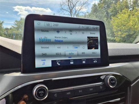 Used 2025 Ford Escape Active image 17