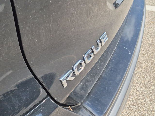 Used 2018 Nissan Rogue S AWD/4WD image 12