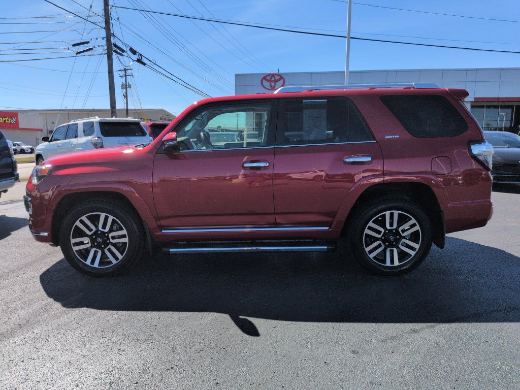 Used 2024 Toyota 4Runner Limited AWD/4WD image 2