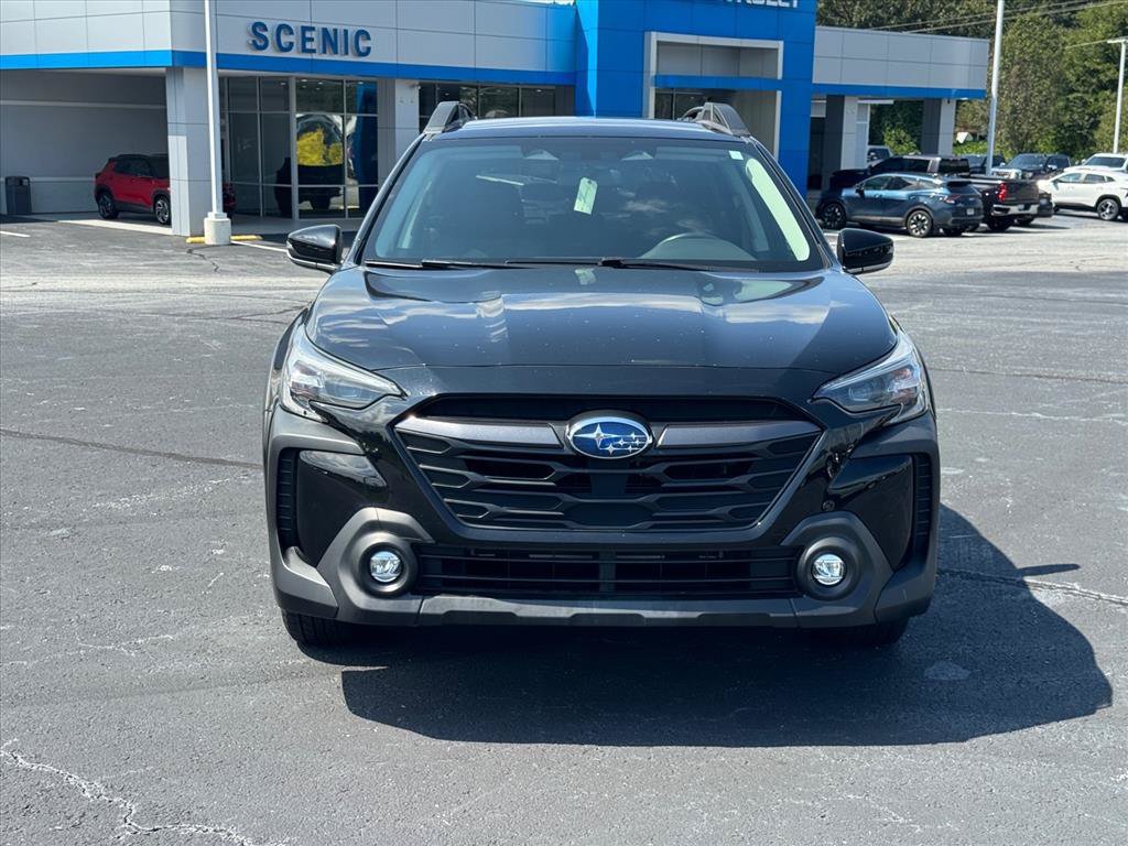 Used 2023 Subaru Outback Premium AWD/4WD image 8