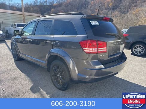 Used 2020 Dodge Journey SE w/ Blacktop Package image 10