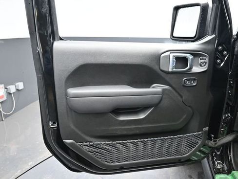 New 2026 Jeep Gladiator Rubicon image 9