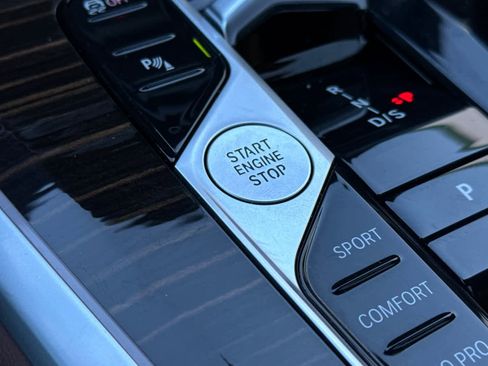 Used 2025 BMW X5 xDrive40i image 24