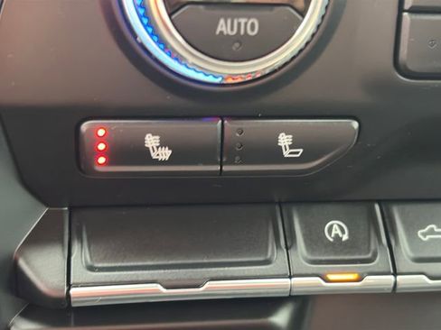 Used 2020 GMC Sierra 1500 Elevation w/ Elevation Convenience Package image 42