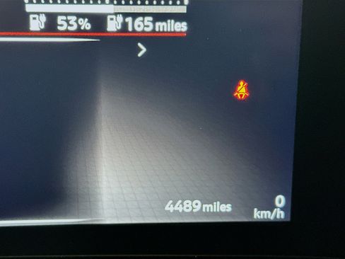 Used 2023 Nissan Ariya FWD image 19