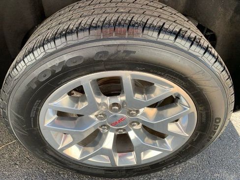 Used 2020 GMC Yukon SLT w/ Open Road Package image 9