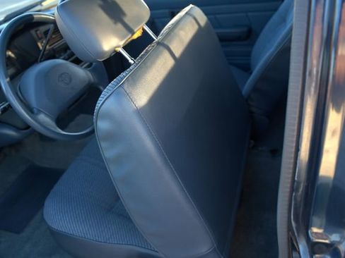 Used 1994 Toyota Pickup DX image 65