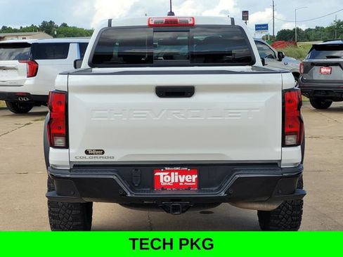 Used 2024 Chevrolet Colorado Trail Boss w/ Technology Package AWD/4WD image 6