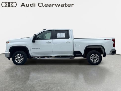 Used 2025 Chevrolet Silverado 2500 LT w/ Convenience Package AWD/4WD image 2