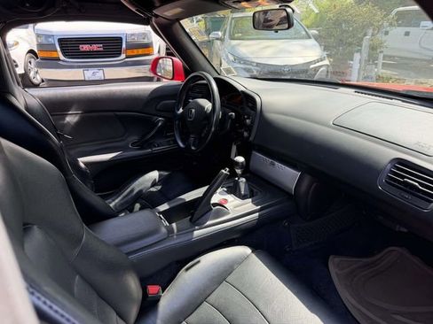 Used 2005 Honda S2000 image 12