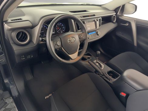 Used 2017 Toyota RAV4 XLE image 4