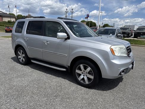 Used 2015 Honda Pilot Touring image 2
