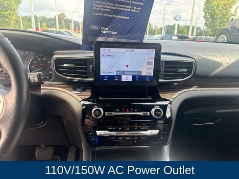 Used 2022 Ford Explorer Limited w/ Equipment Group 301A RWD image 18