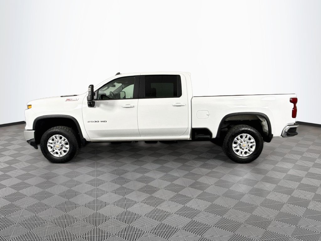 Used 2025 Chevrolet Silverado 2500 LT w/ All Star Edition AWD/4WD image 4