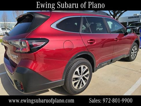 Used 2022 Subaru Outback Premium AWD/4WD image 4