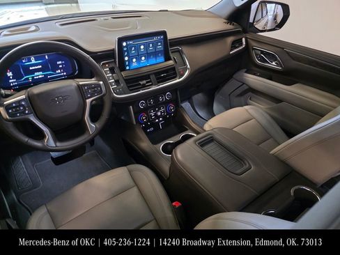 Used 2022 Chevrolet Tahoe Z71 w/ Luxury Package image 13