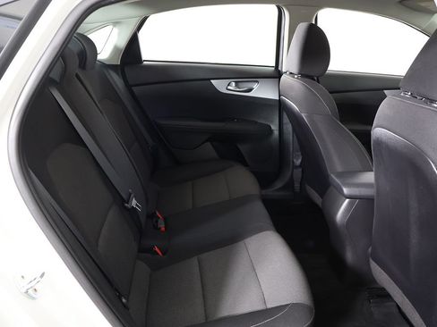 Used 2022 Kia Forte LXS FWD image 31