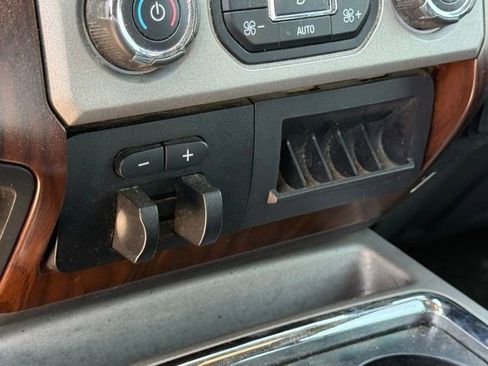 Used 2015 Ford F250 Lariat w/ Chrome Package AWD/4WD image 19