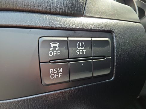 Used 2014 MAZDA MAZDA3 i Touring FWD image 30