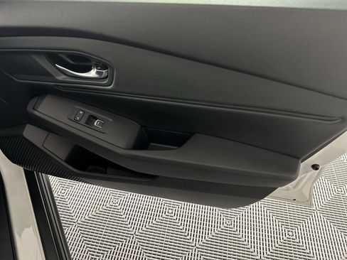 Used 2025 Honda Accord SE image 32