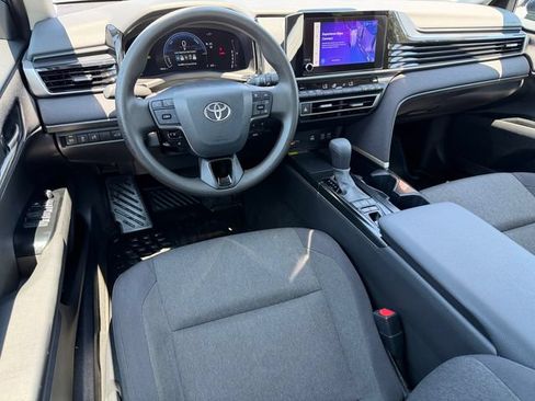 Certified 2025 Toyota Camry LE AWD/4WD image 33