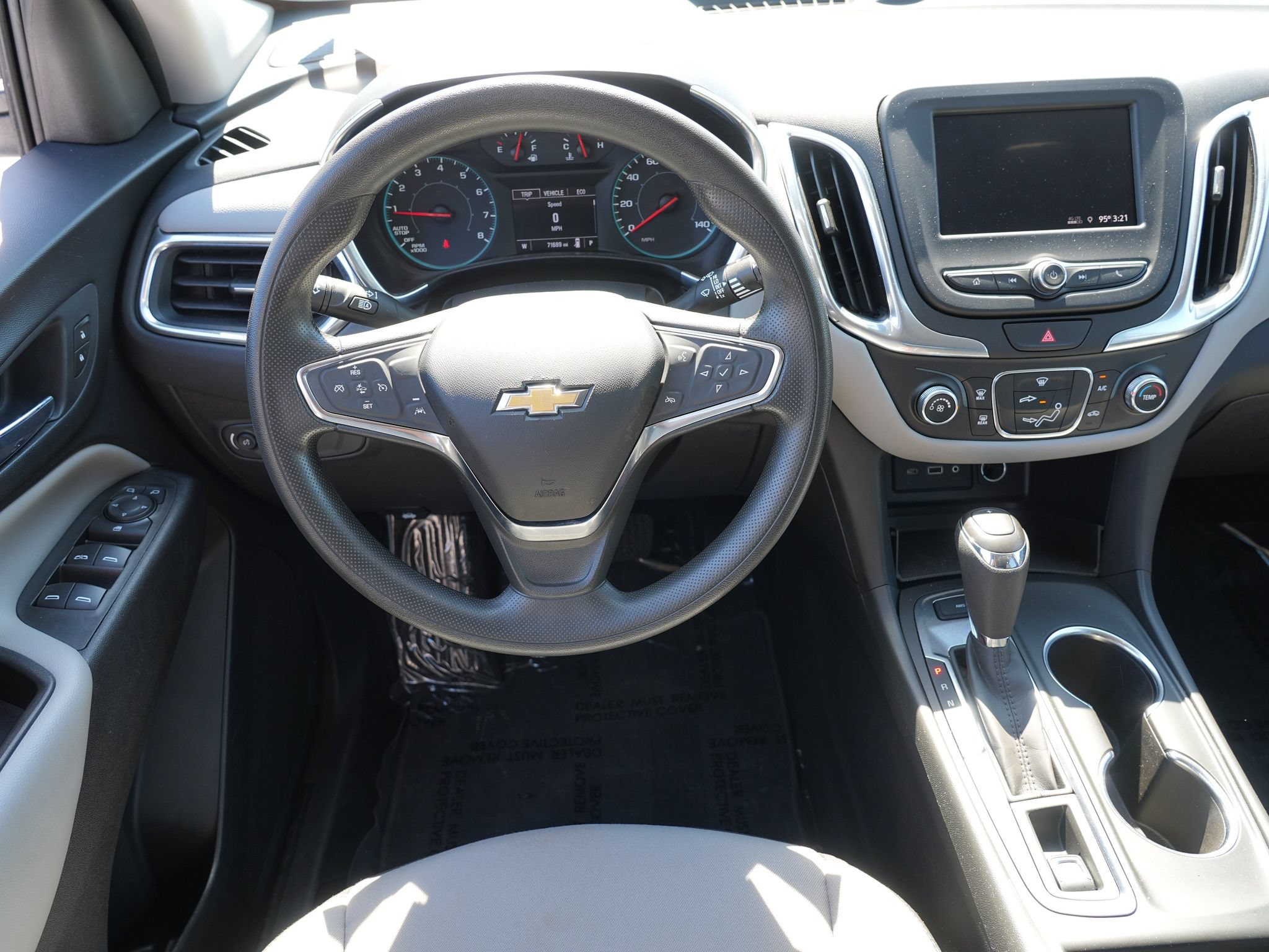 Used 2021 Chevrolet Equinox LS AWD/4WD image 21