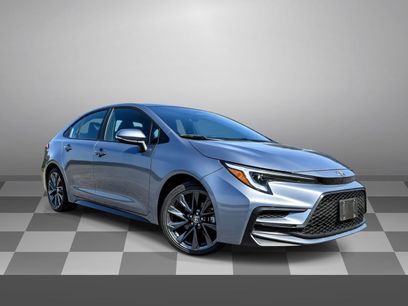 Used 2025 Toyota Corolla SE w/ Convenience Package