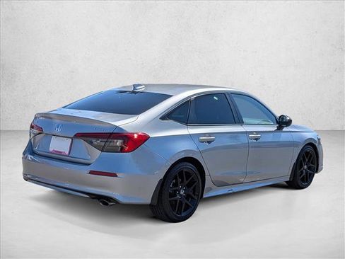 Used 2024 Honda Civic Sport image 5