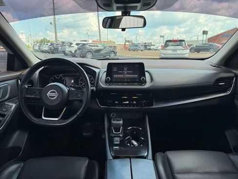 Used 2021 Nissan Rogue SV w/ Premium Package FWD image 8