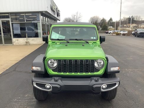 New 2026 Jeep Gladiator Sport image 2