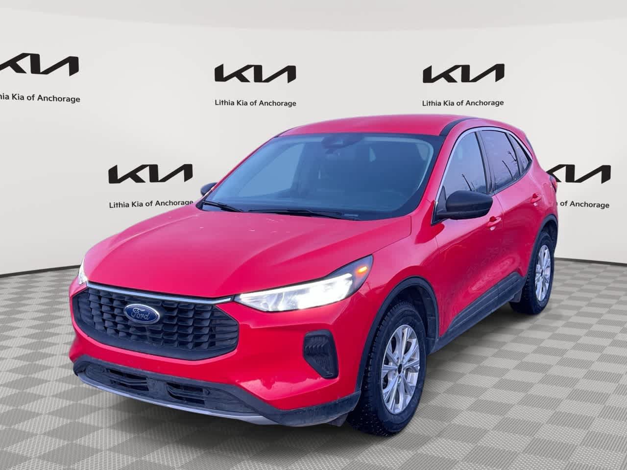 Used 2024 Ford Escape Active AWD/4WD image 1