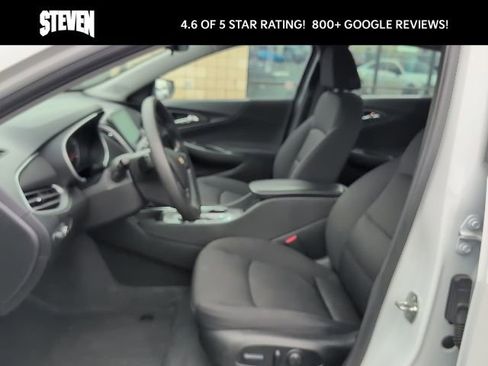 Used 2024 Chevrolet Malibu LT image 16