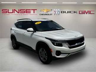 Used 2022 Kia Seltos S FWD video 1