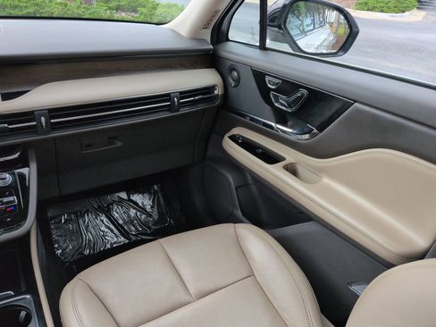 Certified 2020 Lincoln Corsair Reserve w/ Appearance Package FWD image 17