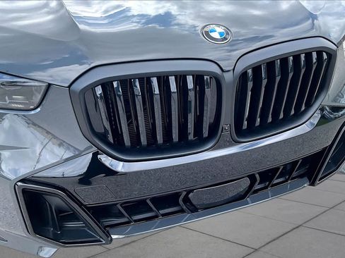 Used 2026 BMW X5 xDrive40i w/ M Sport Package AWD/4WD image 28