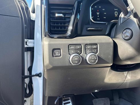 New 2026 GMC Sierra 1500 AT4 w/ AT4 Premium Package image 14