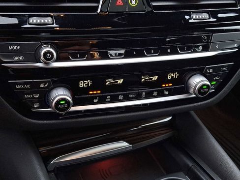 Used 2023 BMW 530i xDrive w/ Convenience Package image 16