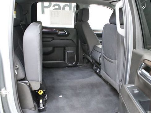 Used 2023 Chevrolet Silverado 1500 LT AWD/4WD image 29