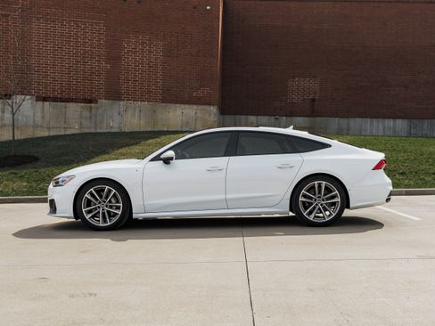 Used 2023 Audi A7 3.0T Premium Plus w/ Premium Plus AWD/4WD image 6